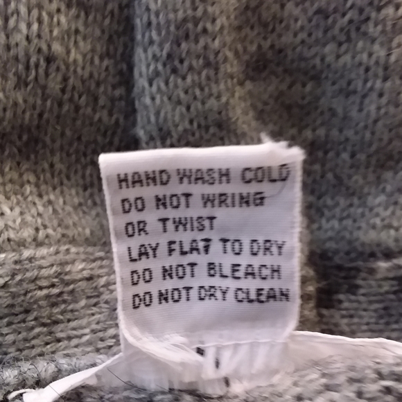 Alfred Dunner Grey and White Argle Sweater - Picture 9 of 9